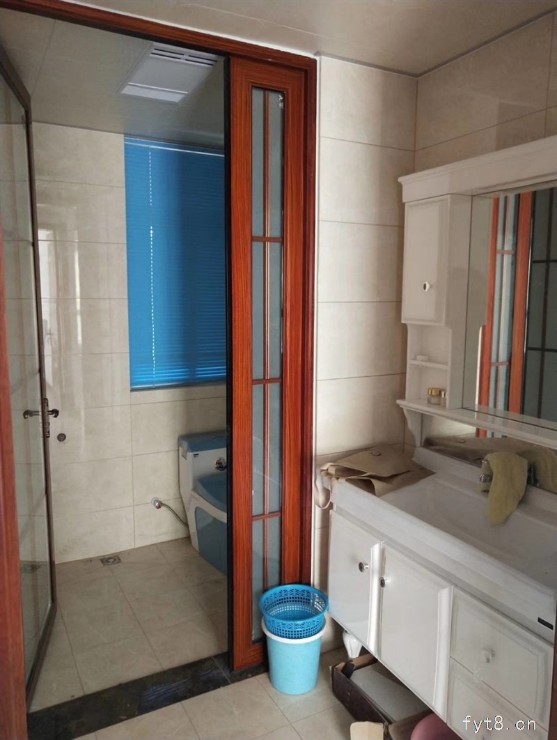 名邦·国际花都,一楼,3室2厅1卫80万元,